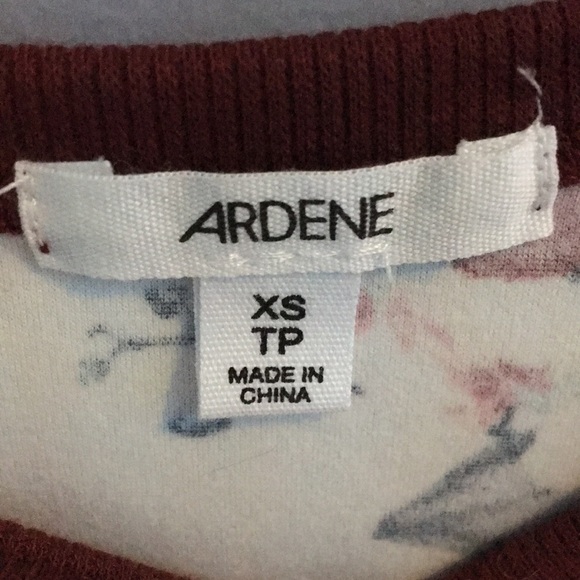 T-shirt - Picture 2 of 3